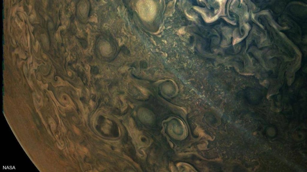 NASA publishes “stunning” images of the King of Planets