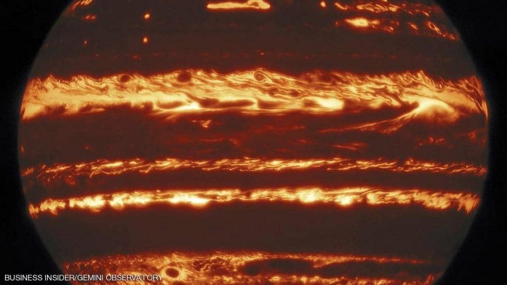 New photos of Jupiter showing amazing thunderstorms